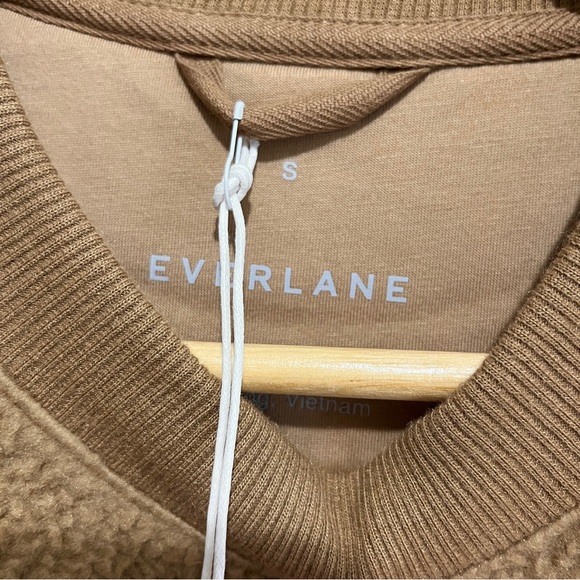 NWT Everlane ReNew Fleece Oversized Crew, Tiger Eye (Tan), Size Small - Picture 5 of 8